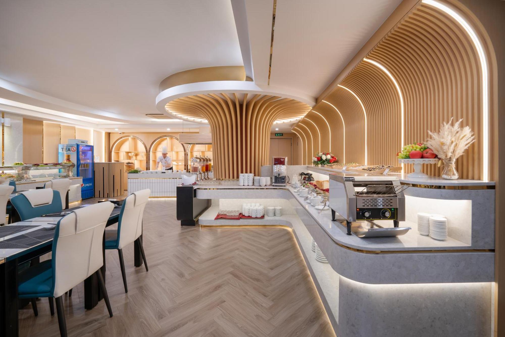 Bluesun Danang Beach Hotel Exterior foto